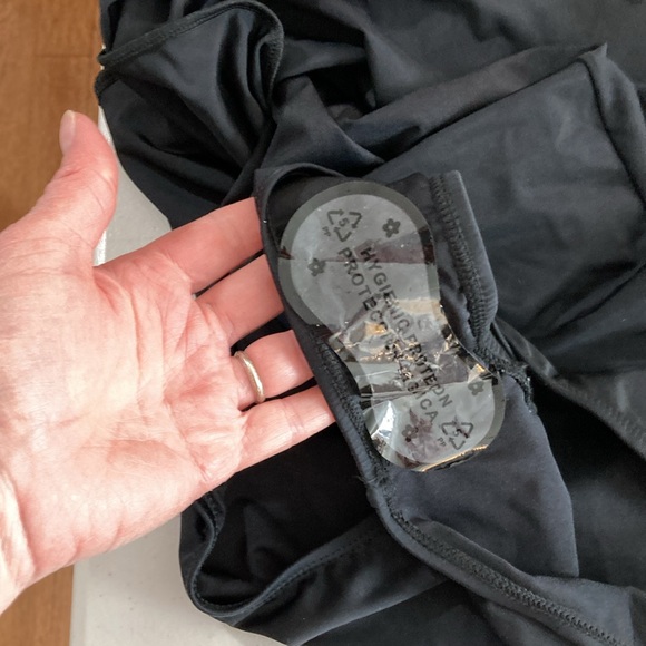 Evaless One Piece, Tummy Control, V Neck Print, with drawstring, Size M - Picture 10 of 11